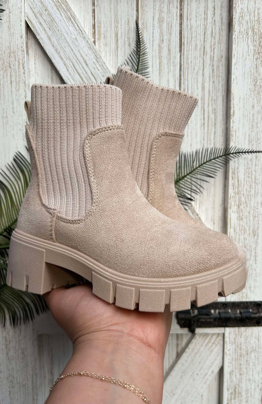 Gracie Boots - Ivory